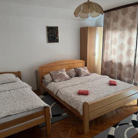 Apartments Aida Bihać Esterno foto
