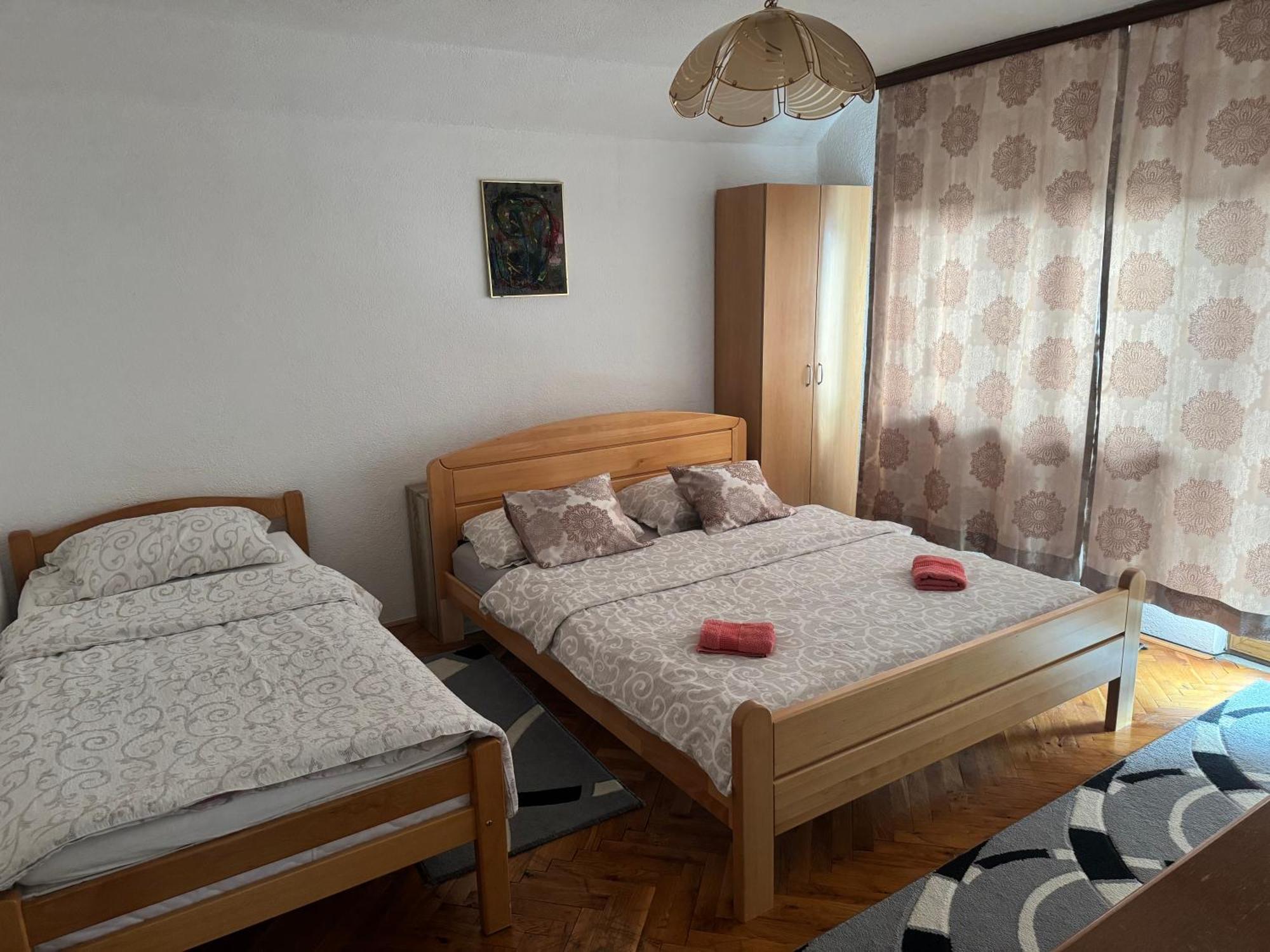 Apartments Aida Bihać Esterno foto